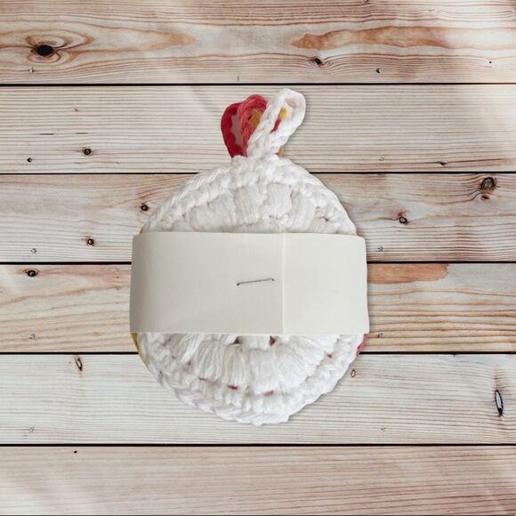 Hand Crafted Crochet Puff Face Scrubby’s 4 Pack Hook Handle Red white pink gold - Picture 14 of 16